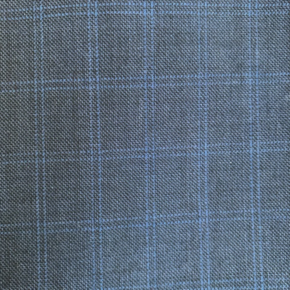 Jos A Bank Traveler Collection Tailored Fit Plaid Suit - Picture 3 of 12